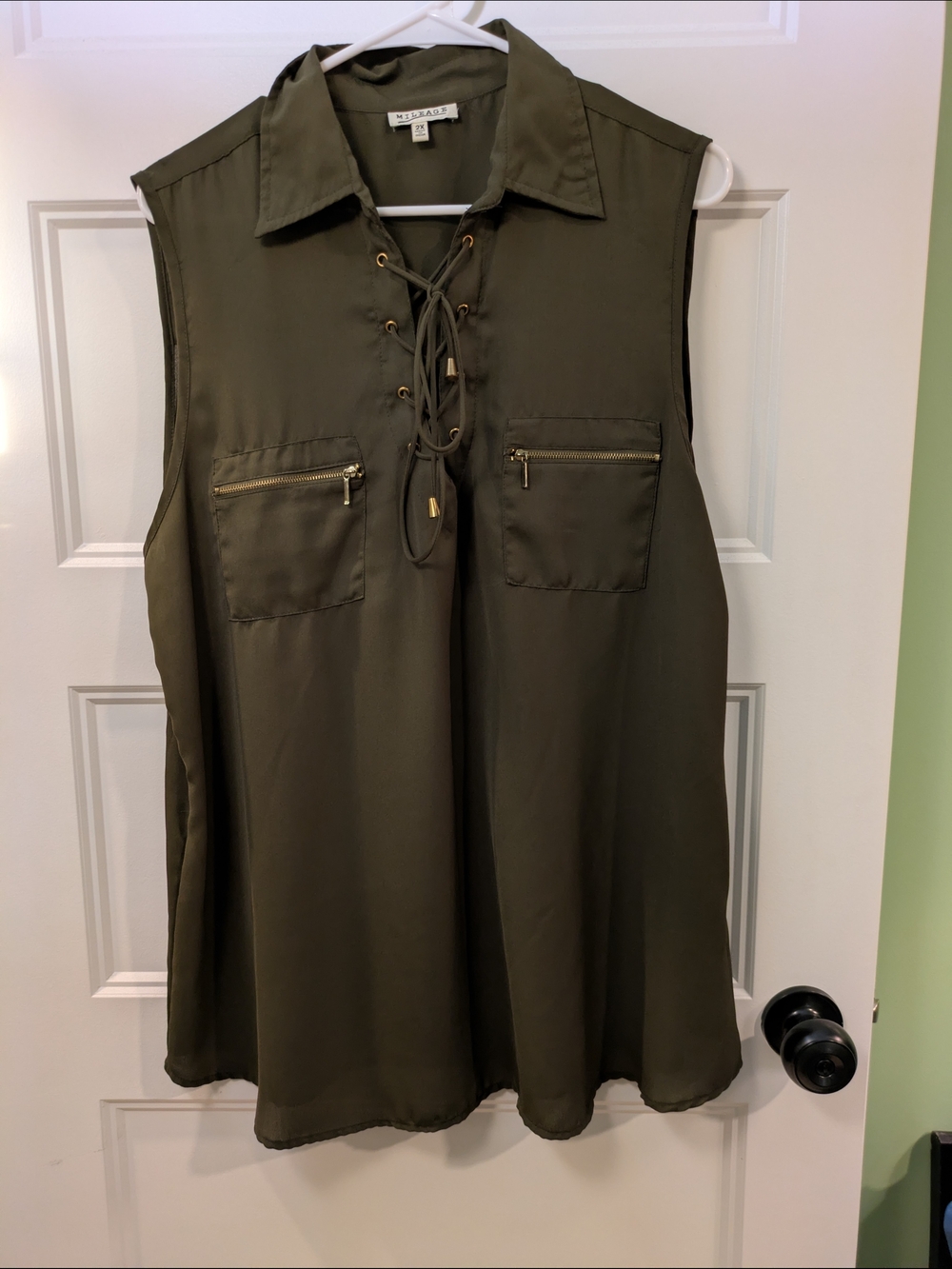 🔴 3/$15  Olive Lace-Up Sleeveless Tunic with Zip Pockets